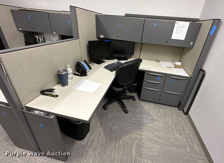 image for item LP9849 Office furniture