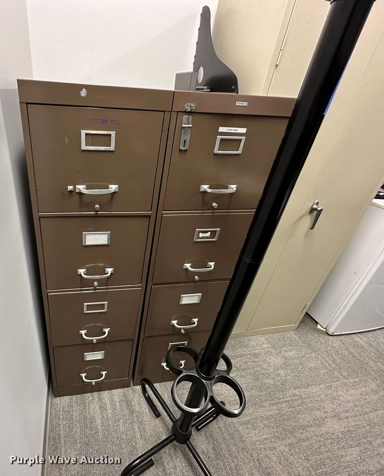 image for item LP9849 Office furniture