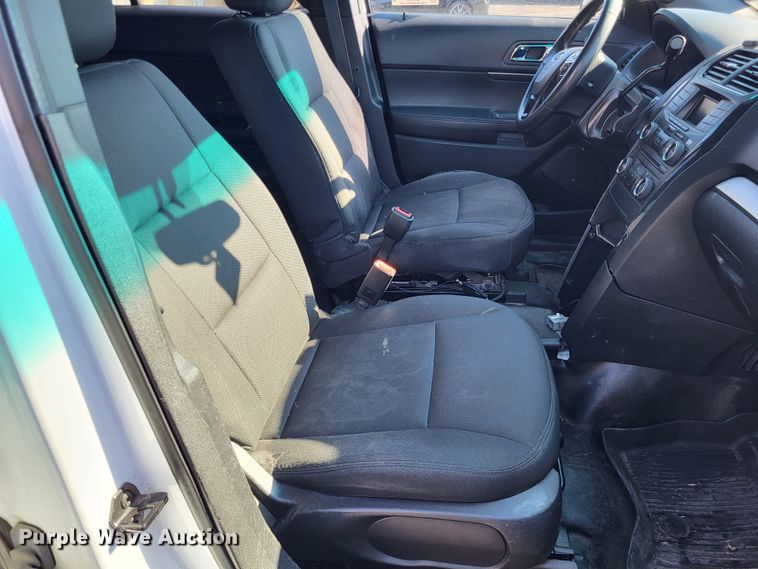 image for item LR9199 2016 Ford Explorer Police Interceptor  SUV