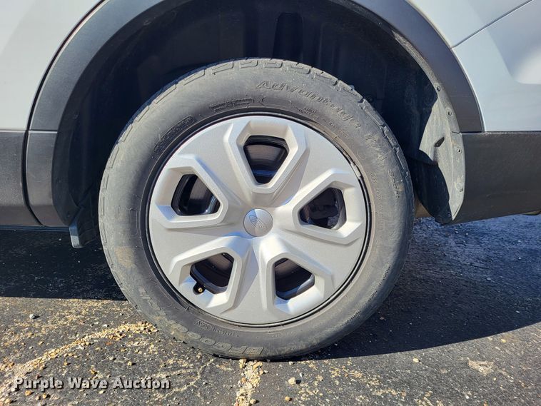 image for item LR9199 2016 Ford Explorer Police Interceptor  SUV