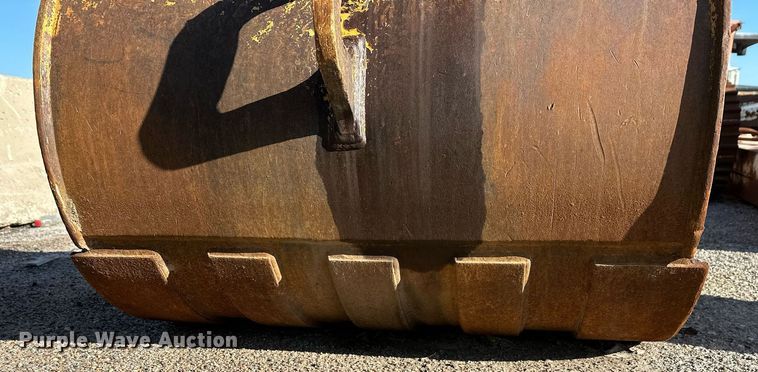 image for item LR9547 1995 John Deere 690E LC  excavator