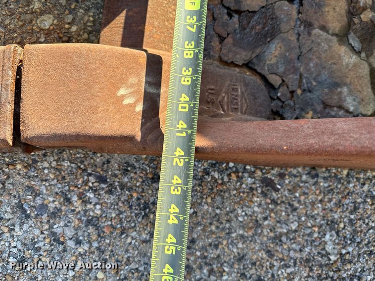 image for item LR9547 1995 John Deere 690E LC  excavator