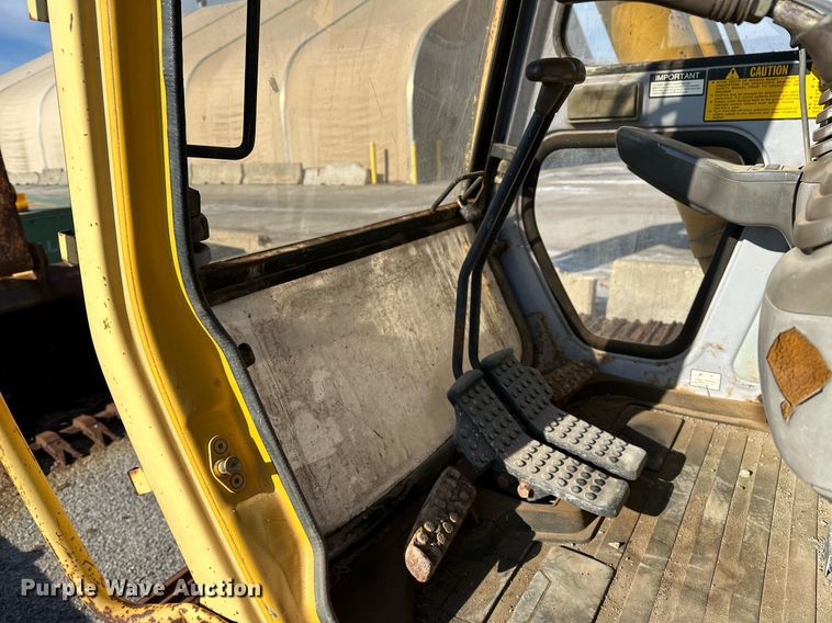 image for item LR9547 1995 John Deere 690E LC  excavator