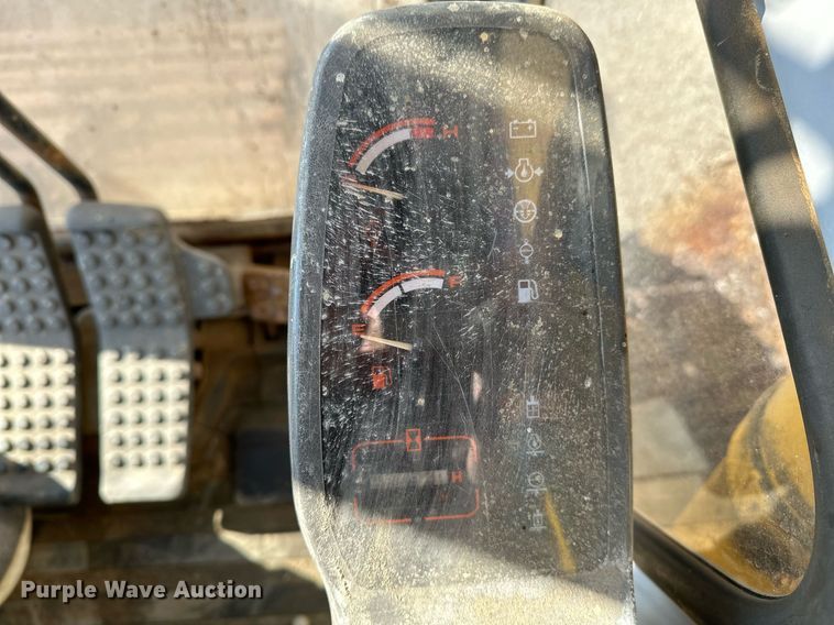 image for item LR9547 1995 John Deere 690E LC  excavator