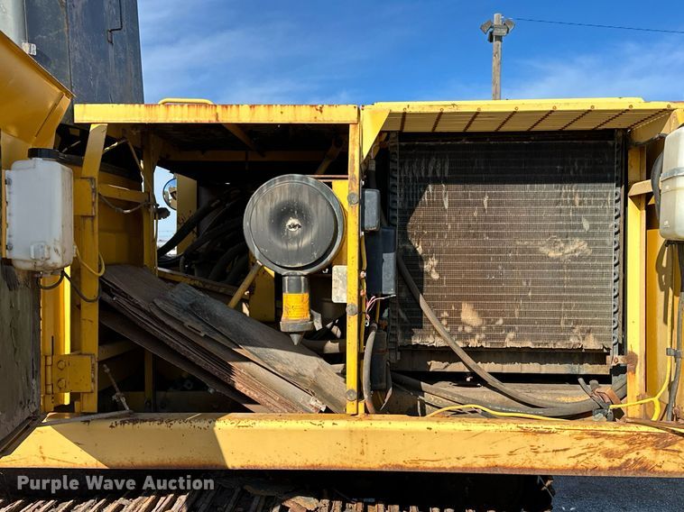 image for item LR9547 1995 John Deere 690E LC  excavator