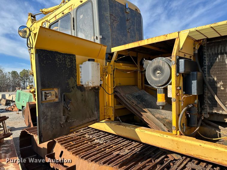 image for item LR9547 1995 John Deere 690E LC  excavator