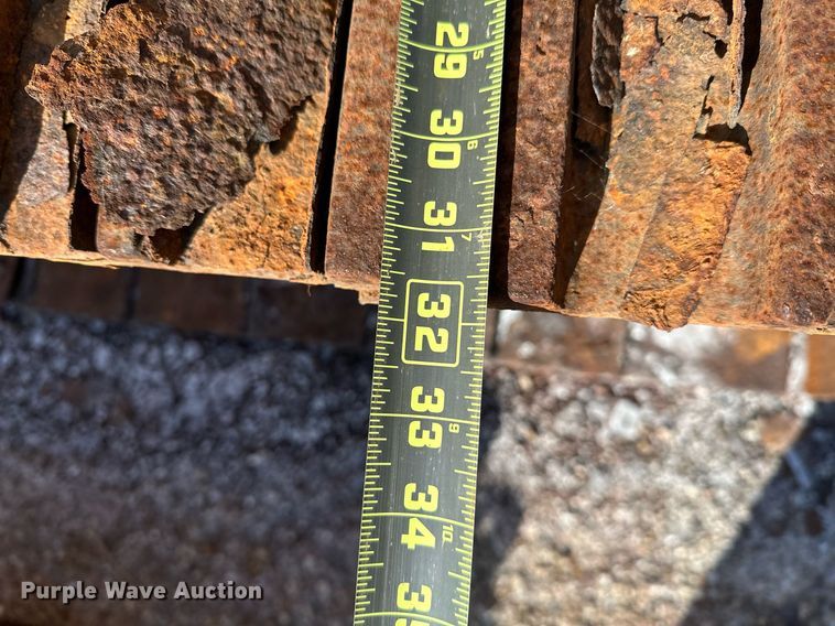 image for item LR9547 1995 John Deere 690E LC  excavator