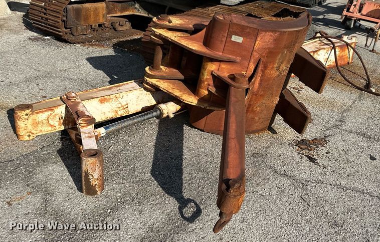 image for item LR9547 1995 John Deere 690E LC  excavator