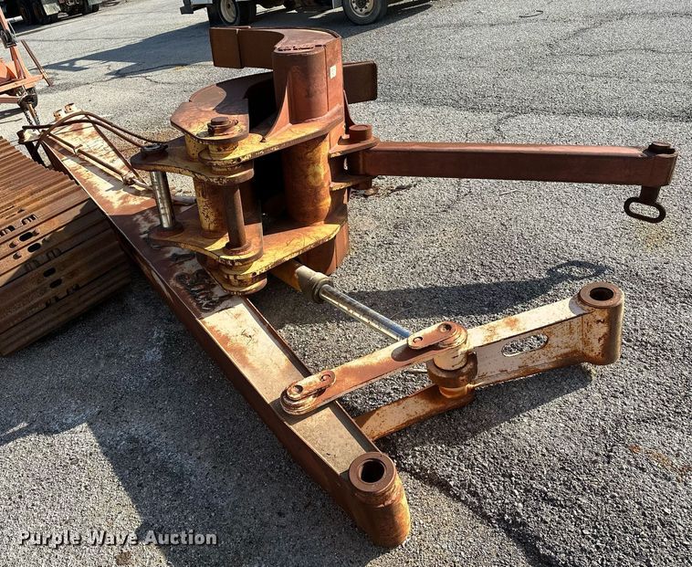 image for item LR9547 1995 John Deere 690E LC  excavator