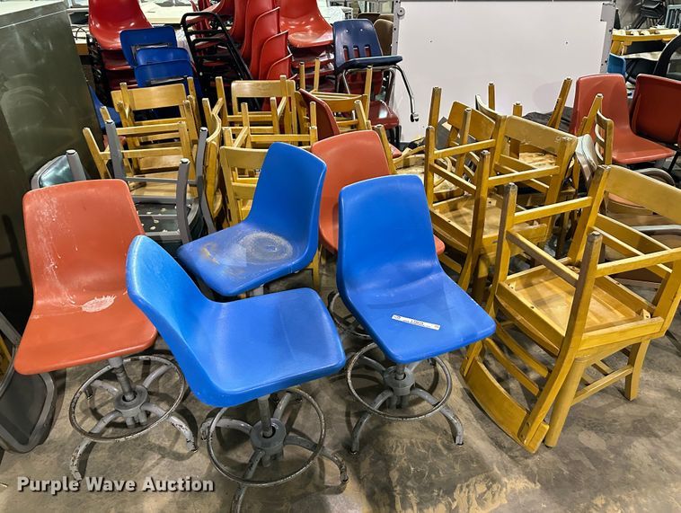 image for item LT9216 Approximately 75 chairs