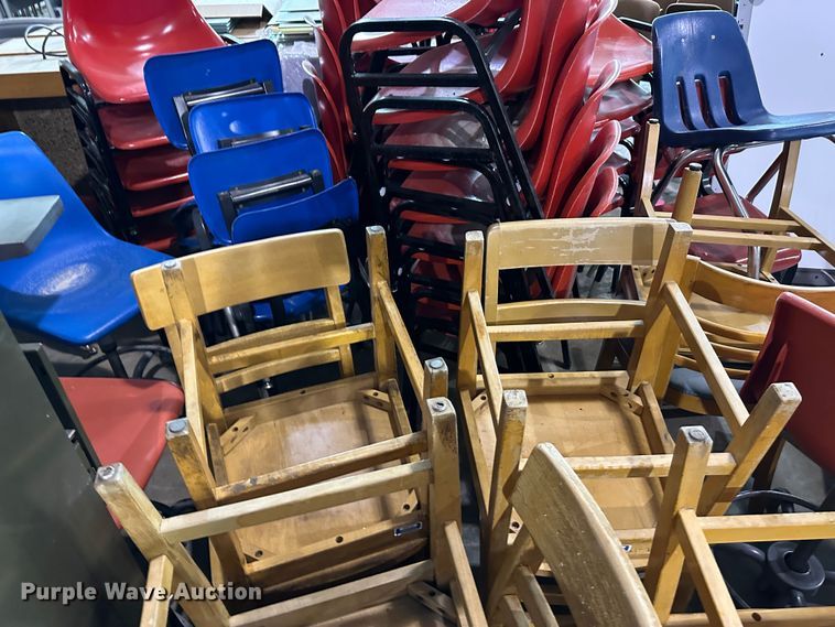 image for item LT9216 Approximately 75 chairs