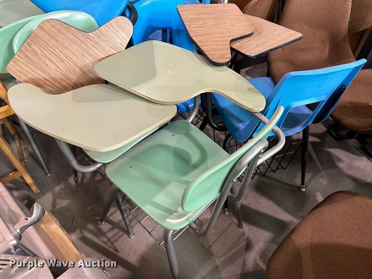 image for item LT9220 Approximately 35 chairs