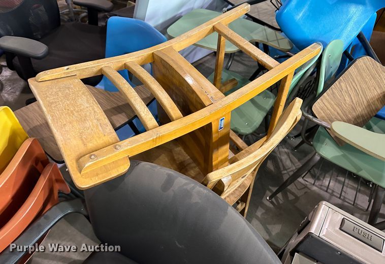 image for item LT9220 Approximately 35 chairs