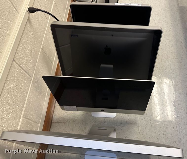 image for item LT9223 (15) Apple computers