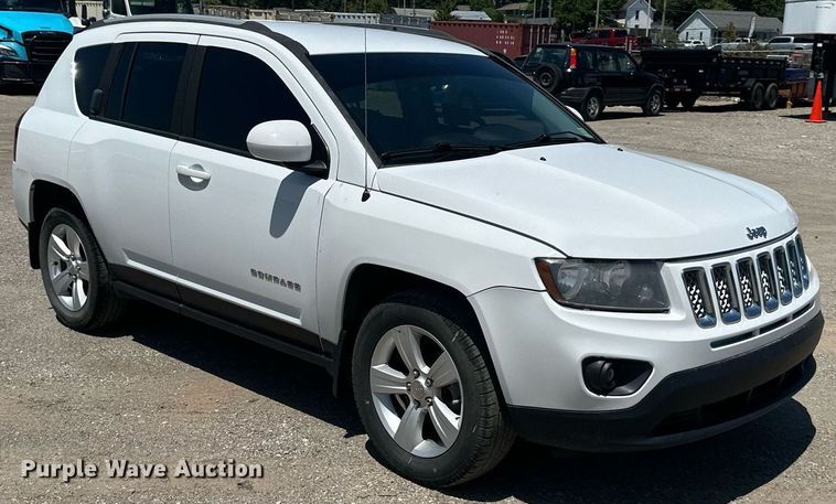 image for item LT9238 2016 Jeep Compass  SUV