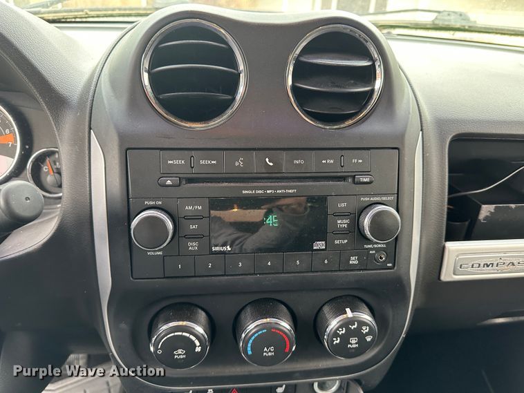 image for item LT9238 2016 Jeep Compass  SUV