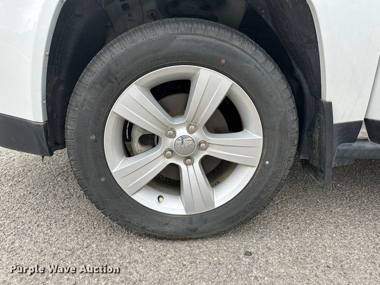 image for item LT9238 2016 Jeep Compass  SUV