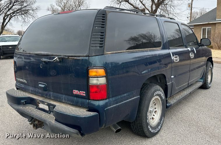 image for item LT9239 2005 GMC Yukon Denali  SUV