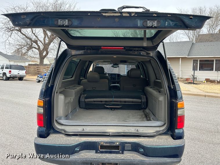 image for item LT9239 2005 GMC Yukon Denali  SUV