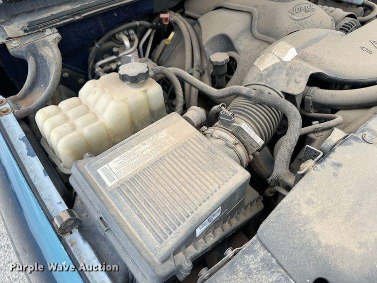 image for item LT9239 2005 GMC Yukon Denali  SUV