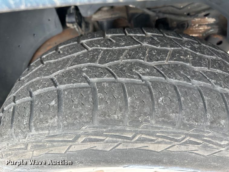 image for item LT9239 2005 GMC Yukon Denali  SUV