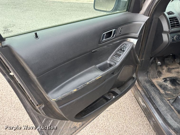 image for item LT9240 2013 Ford Explorer Police Interceptor  SUV