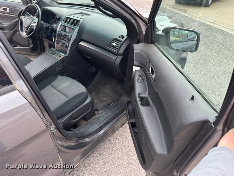 image for item LT9240 2013 Ford Explorer Police Interceptor  SUV