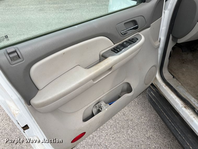 image for item LT9242 2008 Chevrolet Suburban  SUV