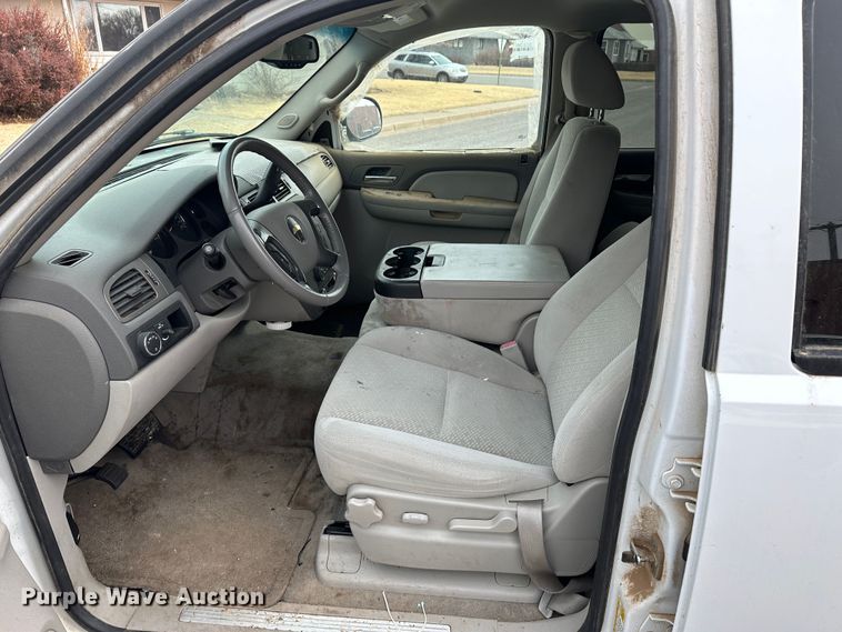 image for item LT9242 2008 Chevrolet Suburban  SUV