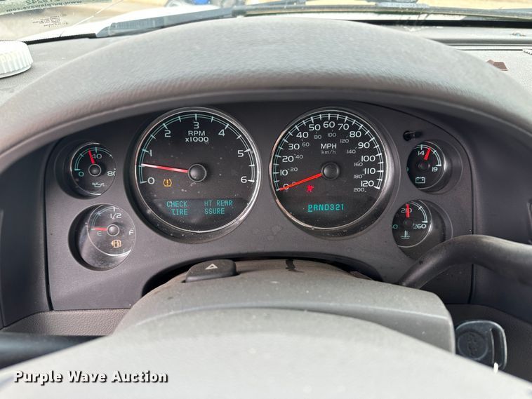 image for item LT9242 2008 Chevrolet Suburban  SUV