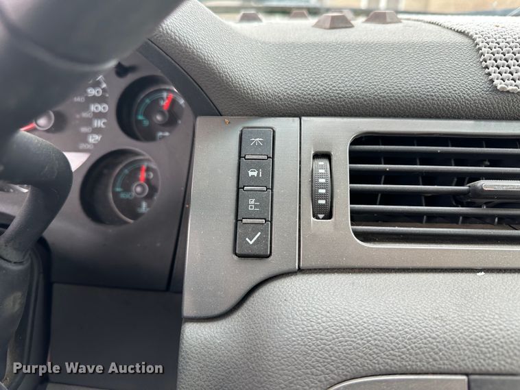 image for item LT9242 2008 Chevrolet Suburban  SUV