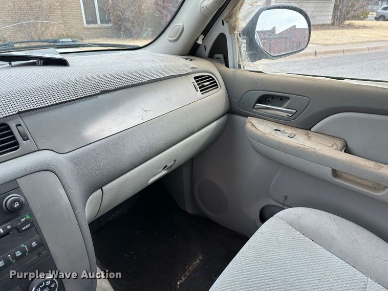 image for item LT9242 2008 Chevrolet Suburban  SUV