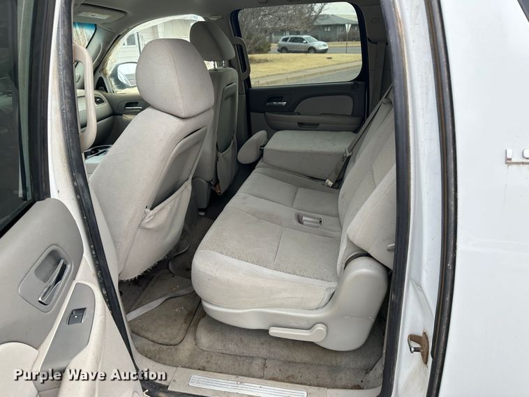 image for item LT9242 2008 Chevrolet Suburban  SUV