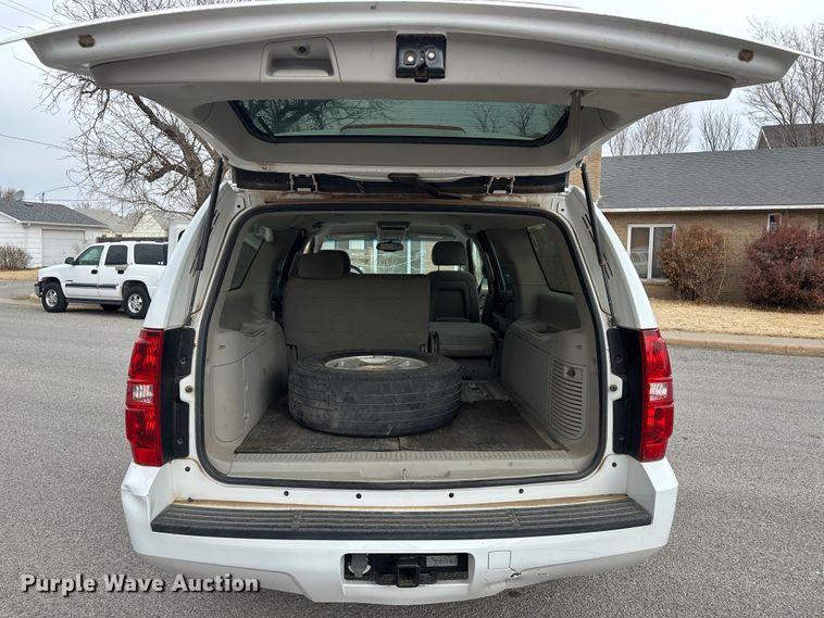 image for item LT9242 2008 Chevrolet Suburban  SUV