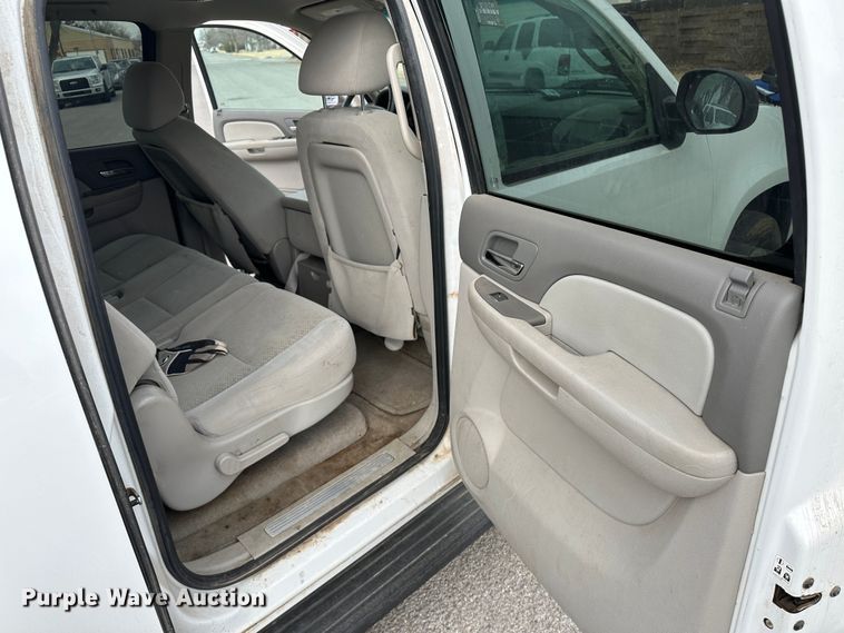 image for item LT9242 2008 Chevrolet Suburban  SUV