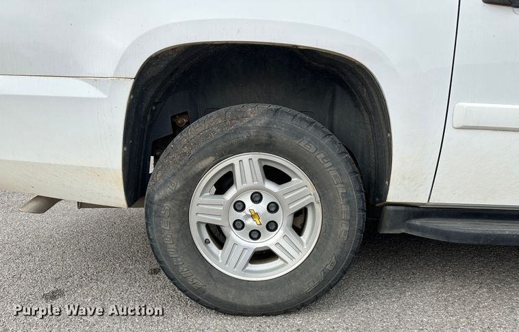 image for item LT9242 2008 Chevrolet Suburban  SUV