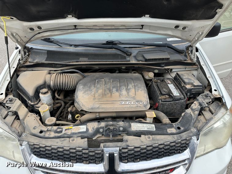 image for item LT9243 2013 Dodge Caravan  van