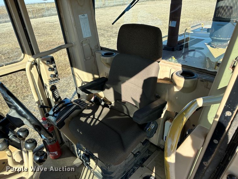 image for item LT9333 1997 Caterpillar 140H  motor grader