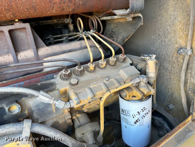 image for item LT9333 1997 Caterpillar 140H  motor grader