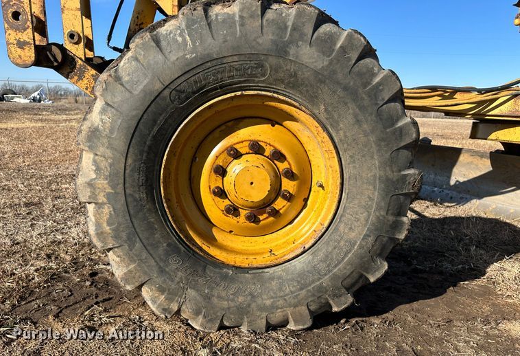 image for item LT9333 1997 Caterpillar 140H  motor grader