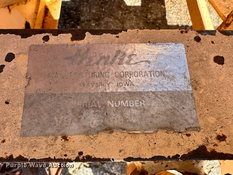 image for item LT9334 V-plow