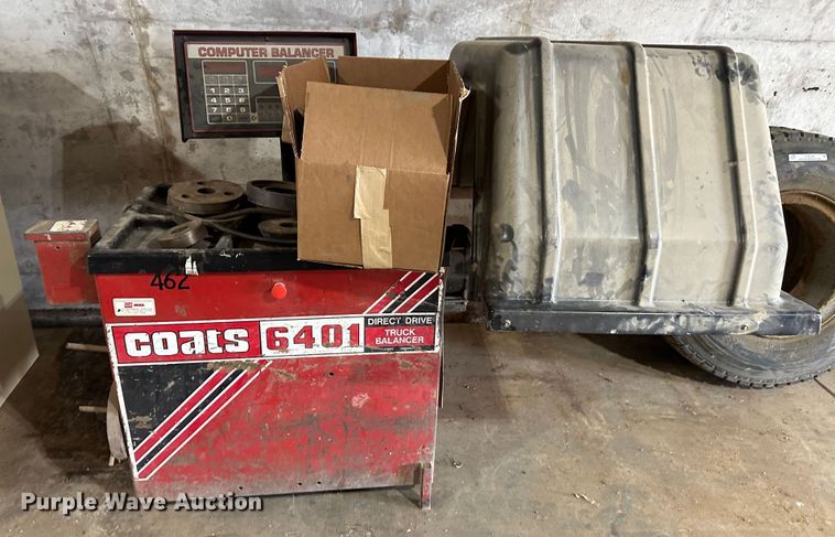 image for item LT9337 Coats 6401  tire balancer