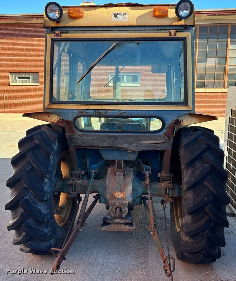 image for item LT9404 1973 Ford 3000  tractor