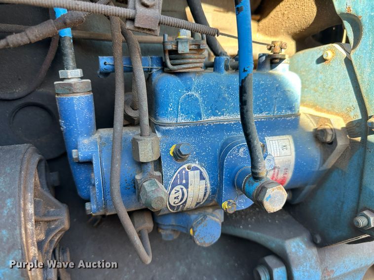 image for item LT9404 1973 Ford 3000  tractor