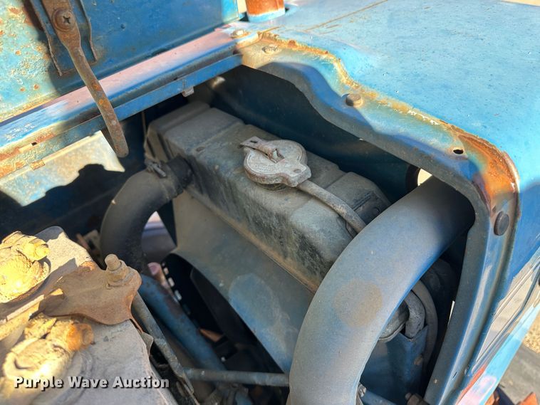 image for item LT9404 1973 Ford 3000  tractor