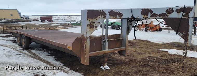 image for item LV9309 1993 Custom Fabricators  equipment trailer