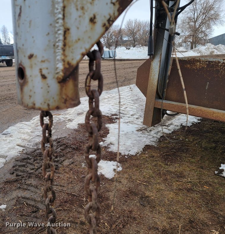 image for item LV9309 1993 Custom Fabricators  equipment trailer