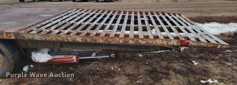 image for item LV9309 1993 Custom Fabricators  equipment trailer