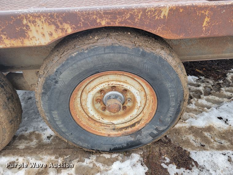 image for item LV9309 1993 Custom Fabricators  equipment trailer