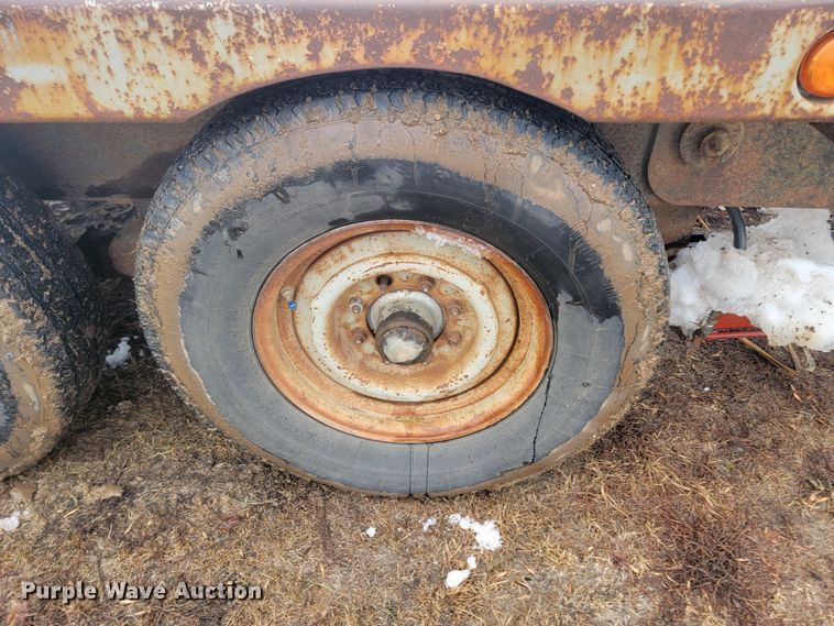 image for item LV9309 1993 Custom Fabricators  equipment trailer